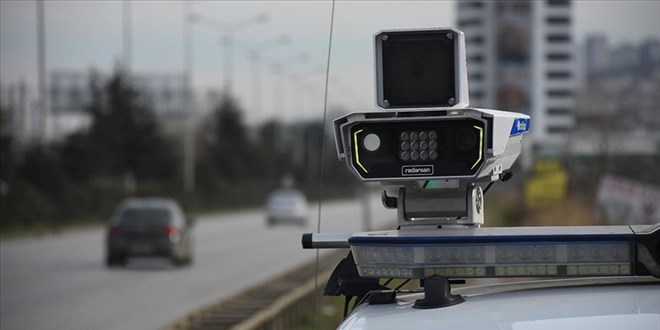 Bakan Yerlikaya aklad: Ka araca radar cezas uyguland?
