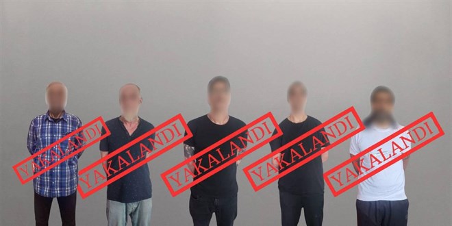 Kırmızı Bültenle Aranan 5 Suçlu Türkiye'ye Getirildi