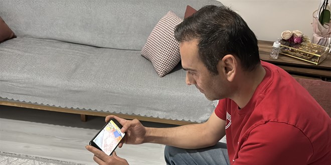 Heimlich manevrasıyla kedinin hayatını kurtardı