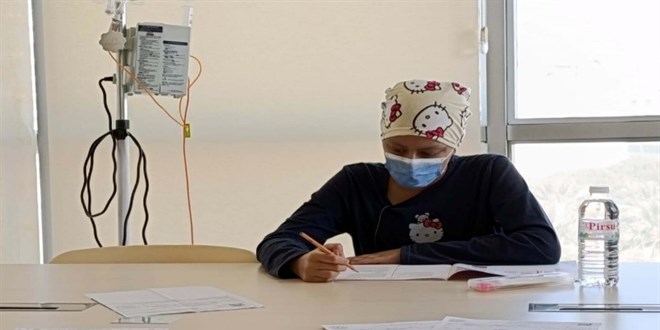 L�semi tedavisi g�ren Hatice, LGS'ye hastanede girdi