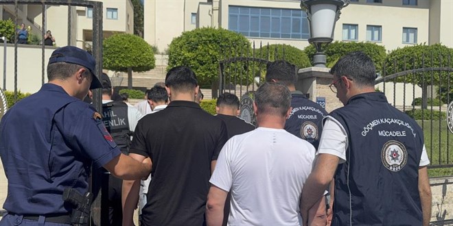 Marmaris'te gmen kaakl operasyonu: 7 tutuklama