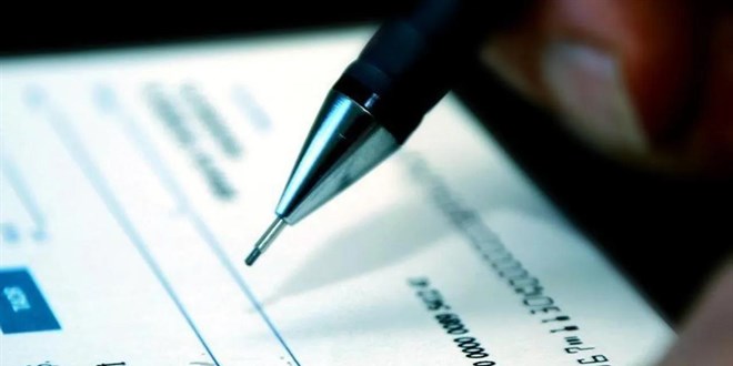 Karlksz ek tutar artt