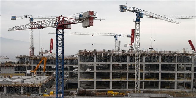 Yüksek Faiz Konut Piyasasını Felç Etti