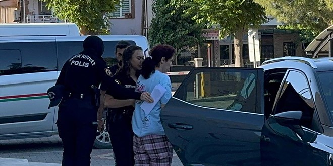 Tart��t��� 25 ya��ndaki k�z�n� bo�arak �ld�rd�