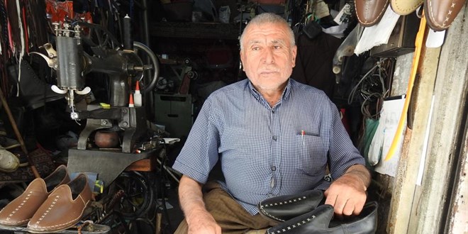 Şehrin son ustası: Ayda 100 bin lira kazanıyor