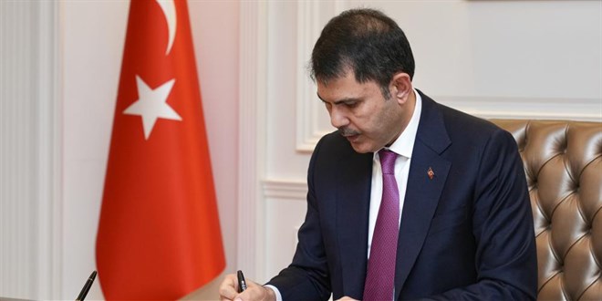 Bakan Kurum: Orman yang�nlar�nda 132 ba��ms�z birim a��r hasar g�rd�