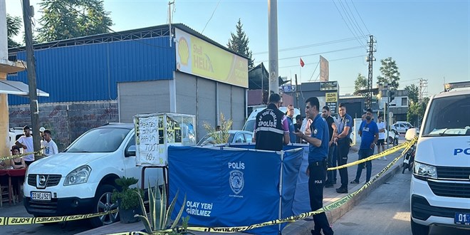 Boanmasndan sorumlu tuttuu kadn yaralayp, intihar etti