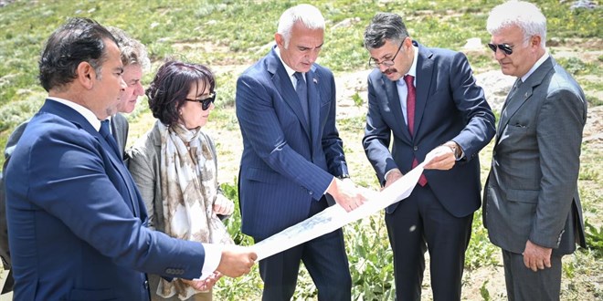'Terörsüz Türkiye'de turizm atağı