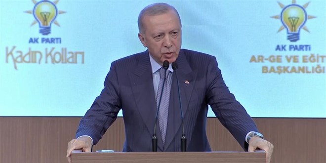 Erdoan: CHP dmeni kilitlenmi gemi misali srkleniyor