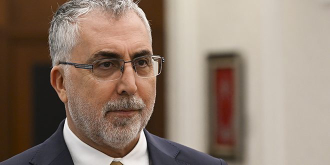 Bakan I��khan: 3 Bin 400 �� Yerine 2 Milyar Lira Te�vik �demesi Yapt�k