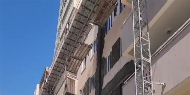 skele krld, iiler yere akld: 2 l, 1 yaral