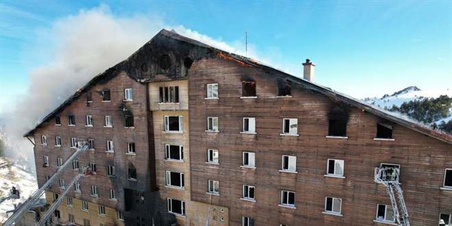 Bolu'daki otel yang�n� davas�n�n son san��� konu�tu