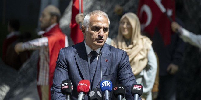 Ersoy: Milletiyle yryenlerin aamayaca engel yok