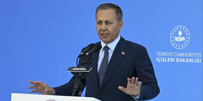 Yerlikaya: Dzensiz gmen tespit oran yzde 1,8'e dt