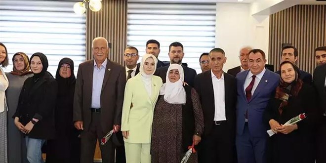 Bakan G�kta�, �ehit ailelerine 'Ter�rs�z T�rkiye'yi anlatt�