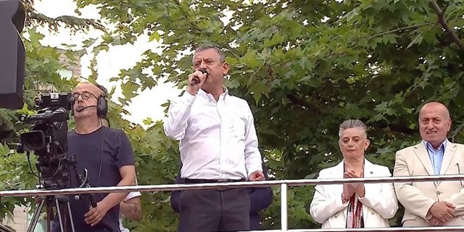 �zg�r �zel'den dikkat �eken 'imam hatip' ��k���