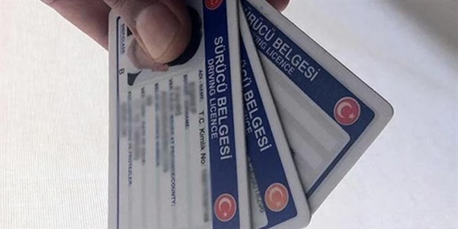 Eski Tip Ehliyetler in Son 10 Gn: Yenileme Nasl Yaplr?