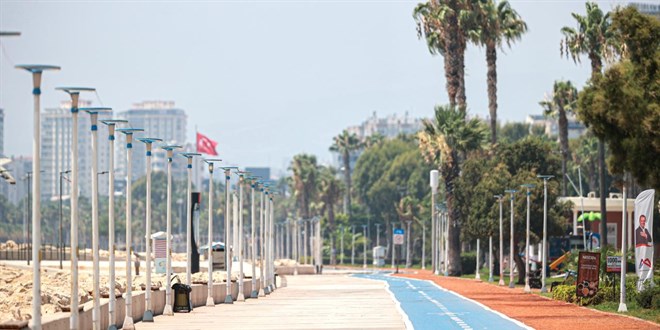 Do�u Akdeniz'de hissedilen hava s�cakl��� 40 dereceyi a�t�