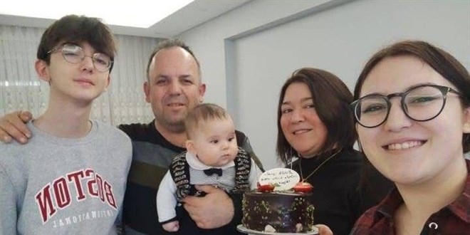 Bursa'da feci kazada polis ve ailesi hayat�n� kaybetti