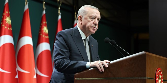 Cumhurba�kan� Erdo�an, Halil �nalc�k'� vefat�n�n 9. y�l�nda and�