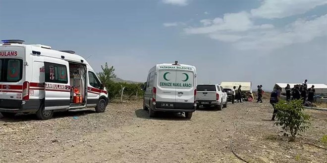 Elazığ'da biri kadın 2 kişi, sulama havuzunda ölü bulundu