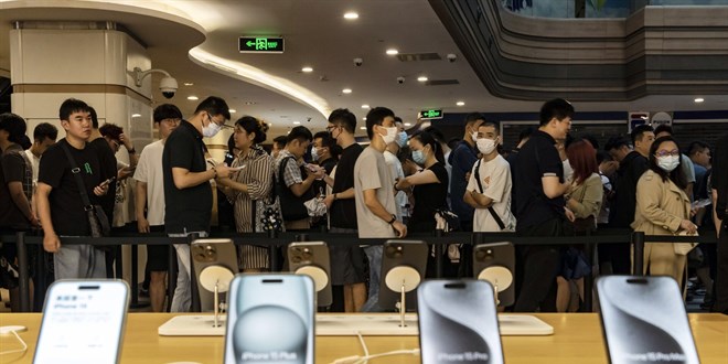 Apple, Çin'de ilk kez mağazasını kapatıyor