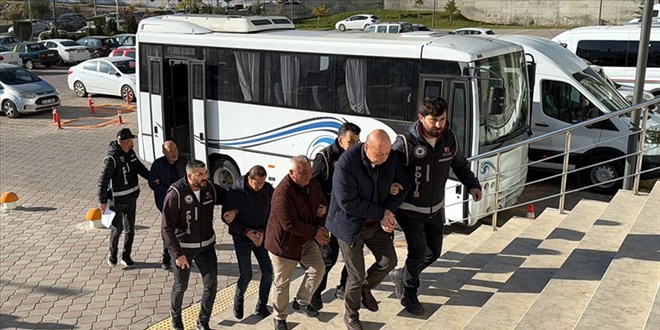 Sahte rapor operasyonu sonras 33 kii memuriyetten karld