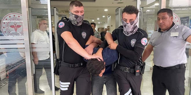 Hastanede bakl saldr: Bahekim yardmcs ve gvenlik grevlisi yaraland