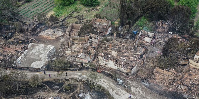 Orman yangınlarında ağır hasar gören İzmir ve Bilecik'te 350 konut yapılacak