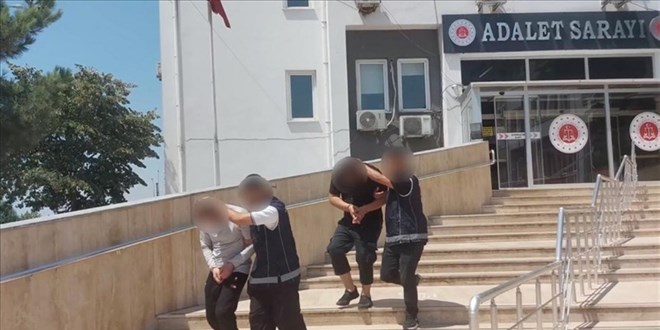 Son bir haftada 22 insan kaaks tutukland