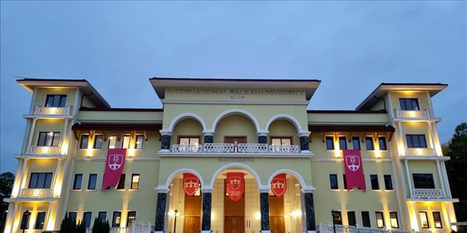 Uluslararas Balkan niversitesi'nden 'sahte diploma' iddialarna aklama