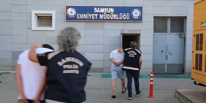 'Polis ve savc�y�z' diyerek 3 milyon 732 bin TL'lik vurgun yapt�lar
