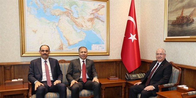 Milli Savunma Bakanlığı'nda Üçlü Zirve Gerçekleşti