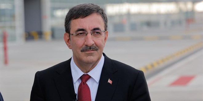 Cevdet Ylmaz'dan Sahte E-mza ve Diploma Aklamas
