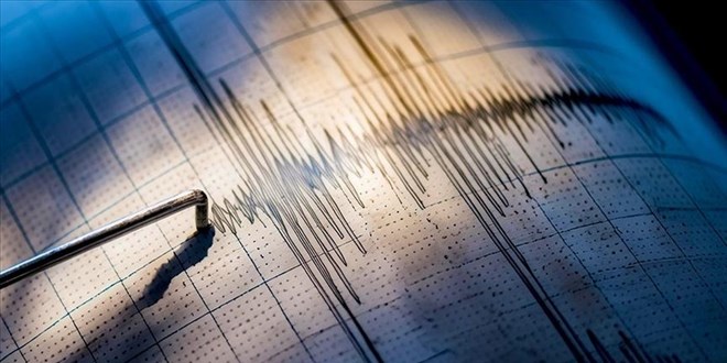 Balkesir'de 6,1 byklnde deprem! stanbul ve Ege'de de hissedildi