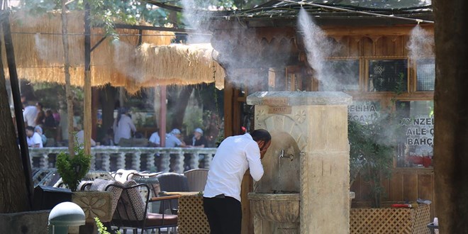 53 derecelik s�cak kenti bo�altt�