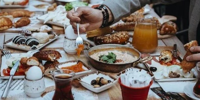 Serpme Kahvaltya Snrlama, Ak Bfeye Veda