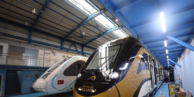 Milli banliy tren setinin ikincisinin retimi tamamland