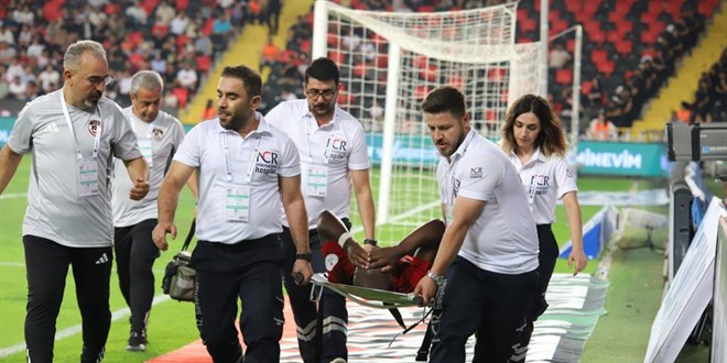 Sper Lig'in ilk haftasnda ciddi sakatlklar yaand