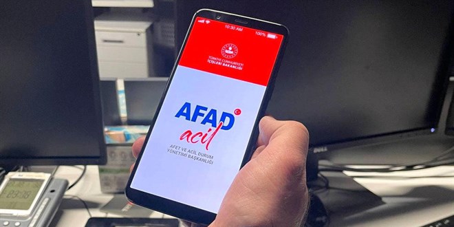 AFAD'dan Balkesir'deki deprem sonras almalara ilikin aklama