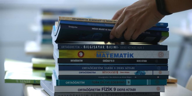zel Okullarda Kitap ve Krtasiye Fiyatlar Rekor Krd