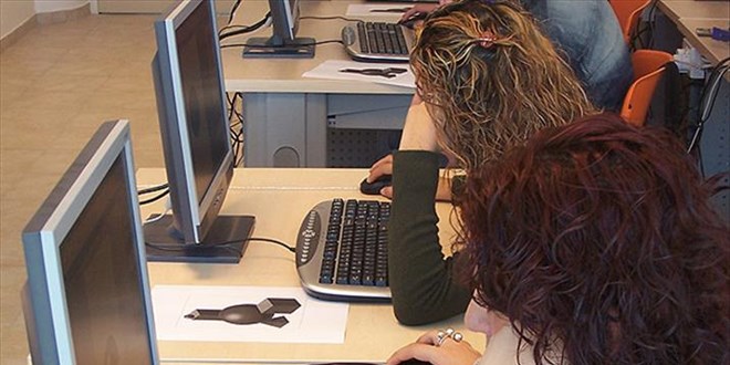 Memurlar pazartesi günü iş bırakıyor