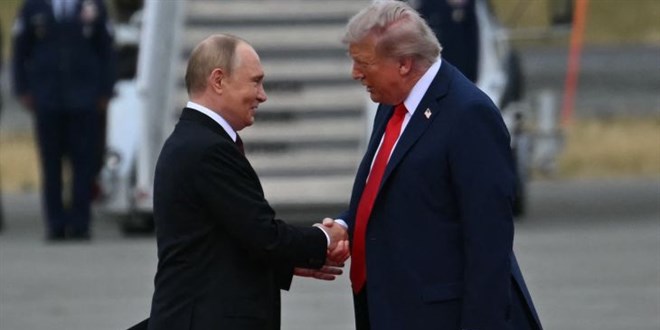 Putin ve Trump Alaska Zirvesinde Ukrayna in Bar Mesaj Verdi