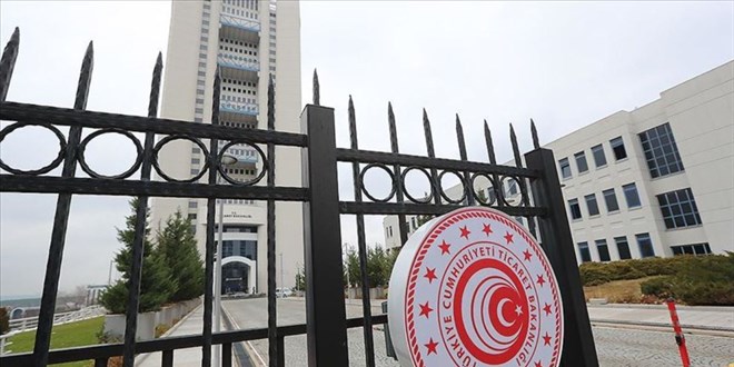 ocuunuza giydirmeyin: Bakanlk resmen yasaklad