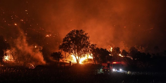 anakkale ve Adana yangnlar byk lde kontrol altnda