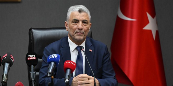 Bakan Bolat: Otomotiv ihracatnda 41 kere maallah diyeceiz