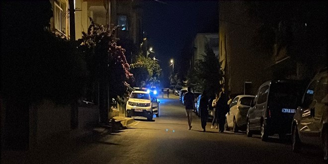 �mraniye'de sokak ortas�nda e�ini sat�rla �ld�rd�: 2 g�zalt�