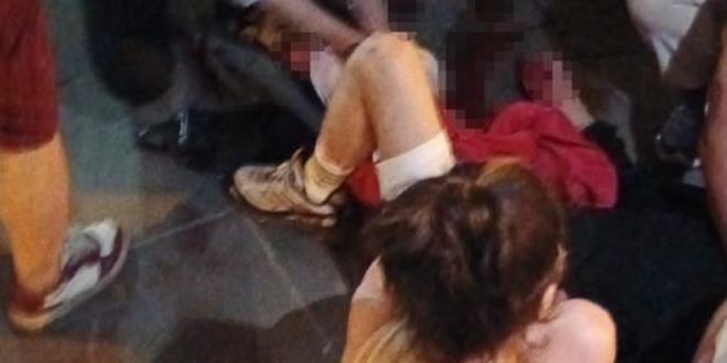 K���k�ekmece'de k�z arkada��yla y�r�yen gence silahl� sald�r�