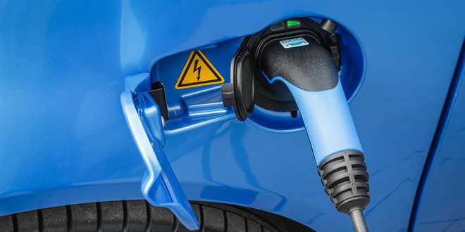 Elektrikli ara� �arj noktalar�n�n 2040'a kadar 206 milyonu a�mas� bekleniyor