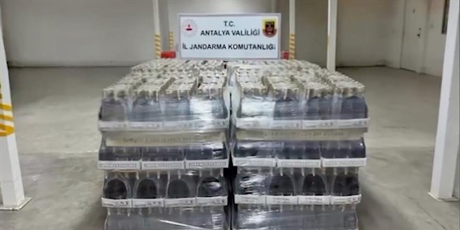 Antalya'da 119 bin 500 litre kaak alkol ele geirildi